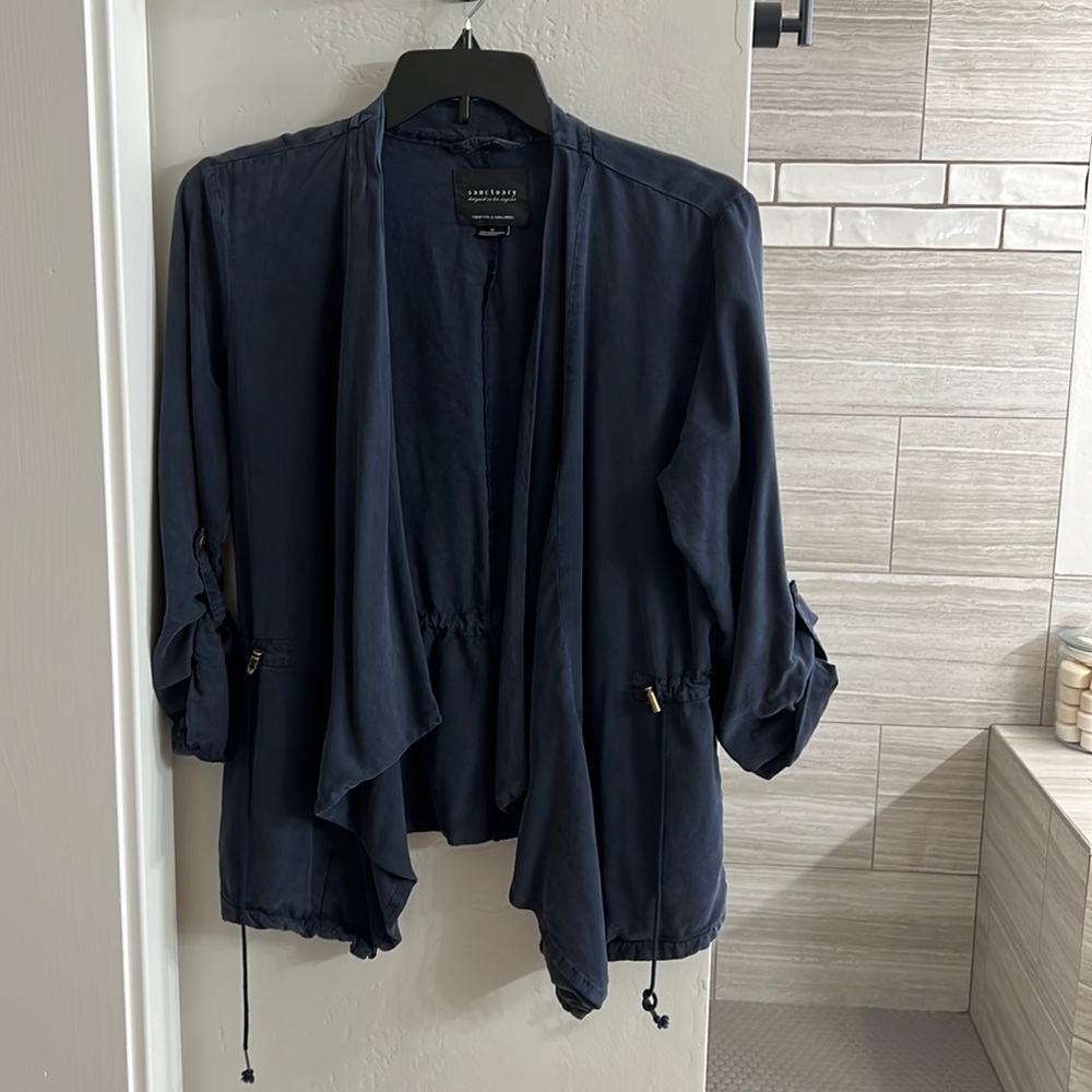 Cute jacket sz Med Navy Blue lyocell fabric